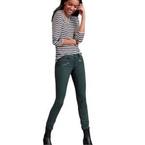 CAbi Jeans Women's Skinny's Size 2 Y2K Zipper Front Castleton Green Hipster